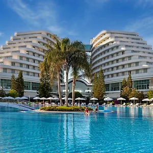 Semesteranläggning (resort) Miracle