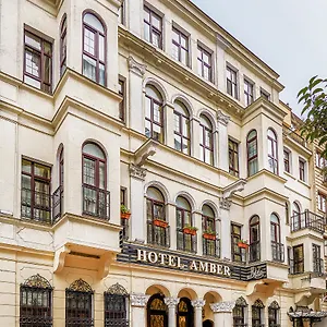 Hotell Amber & ****