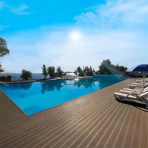 Il Pampaleone Glamping And Camping Acireale