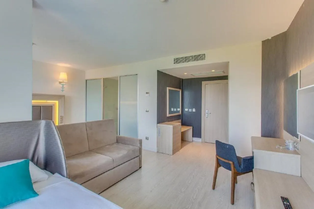 Falcon Hotel Antalya